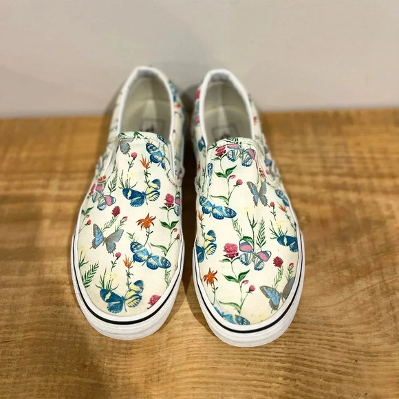 Vans white floral butterfly sneakers Womens 7.5 - Picture 2 of 8